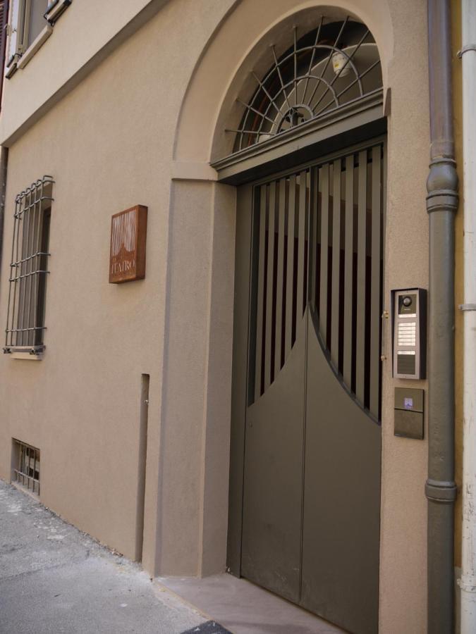 Rb Del Teatro&Apartaments 伊莫拉 外观 照片