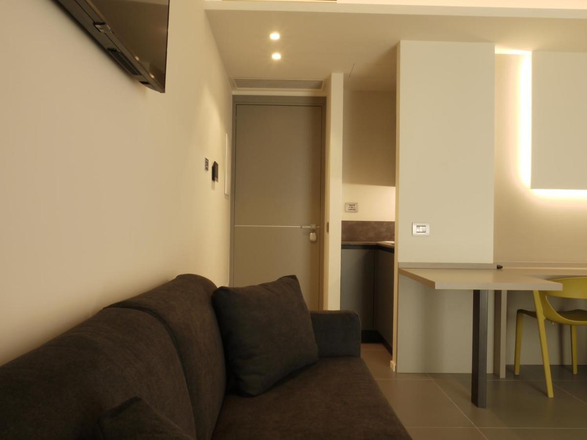 Rb Del Teatro&Apartaments 伊莫拉 外观 照片