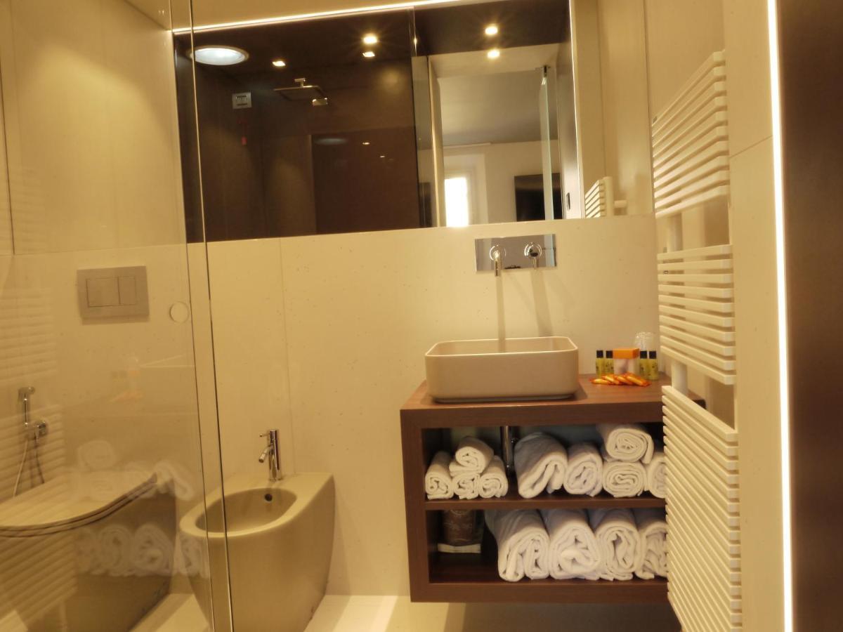 Rb Del Teatro&Apartaments 伊莫拉 外观 照片