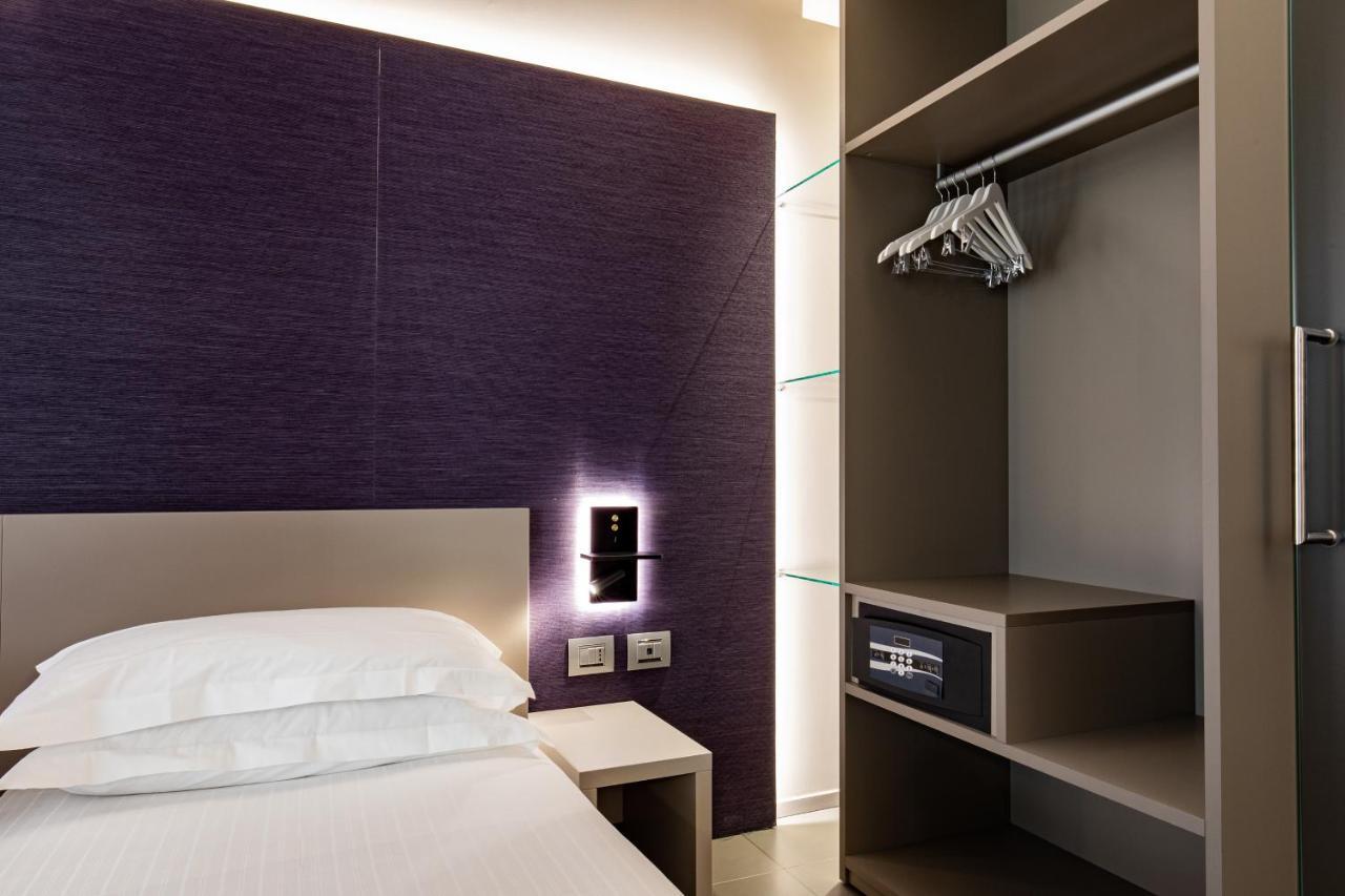 Rb Del Teatro&Apartaments 伊莫拉 外观 照片