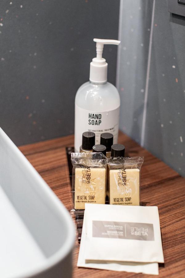 Rb Del Teatro&Apartaments 伊莫拉 外观 照片